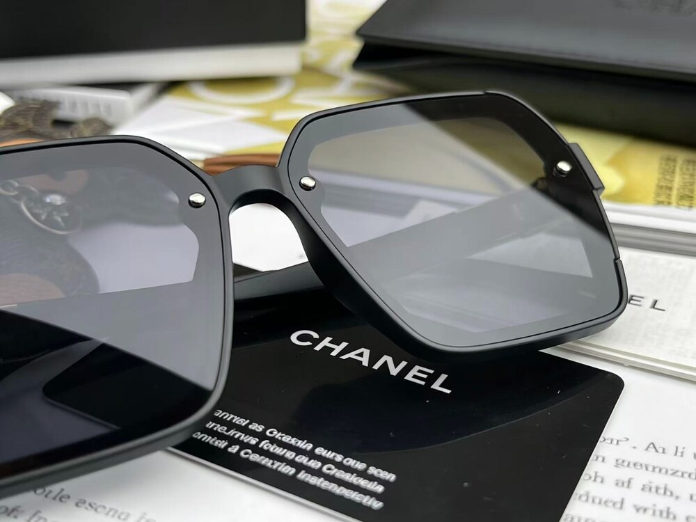 Chanel Oversized Square Black Sunglasses - Picture 3 of 4